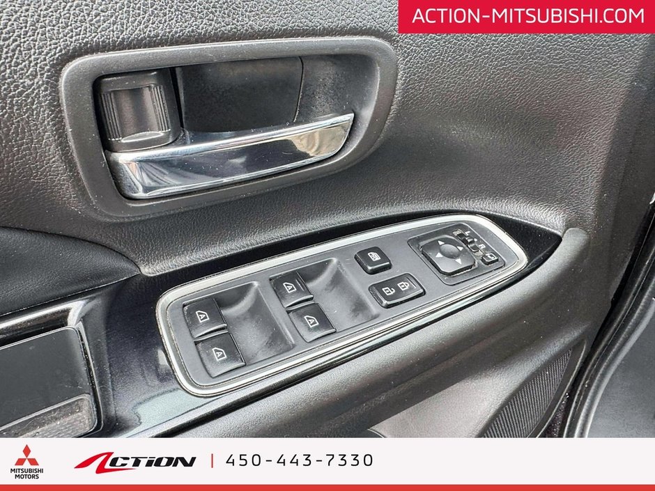 Mitsubishi Outlander PHEV Samedi 29 nov Vente Privé Liquidation d'occasions 2020-15