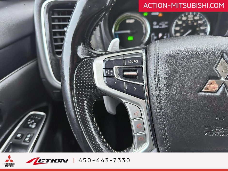 2020 Mitsubishi Outlander PHEV SE S-AWC Apple Carplay Android Auto Mags 18-19