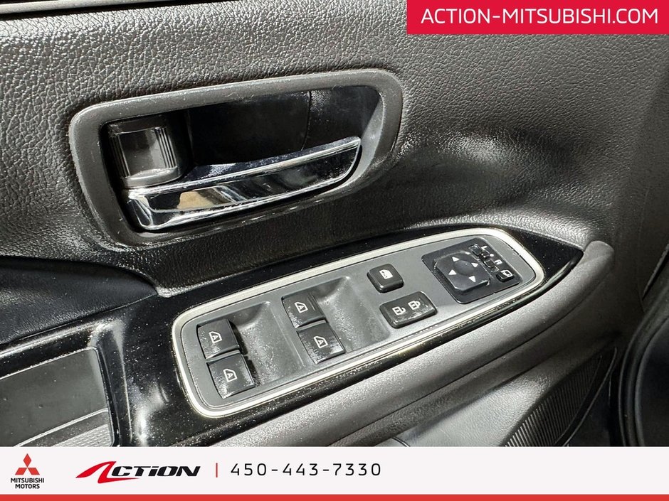 2020 Mitsubishi Outlander PHEV SE S-AWC Apple Carplay Android Auto Mags 18-15