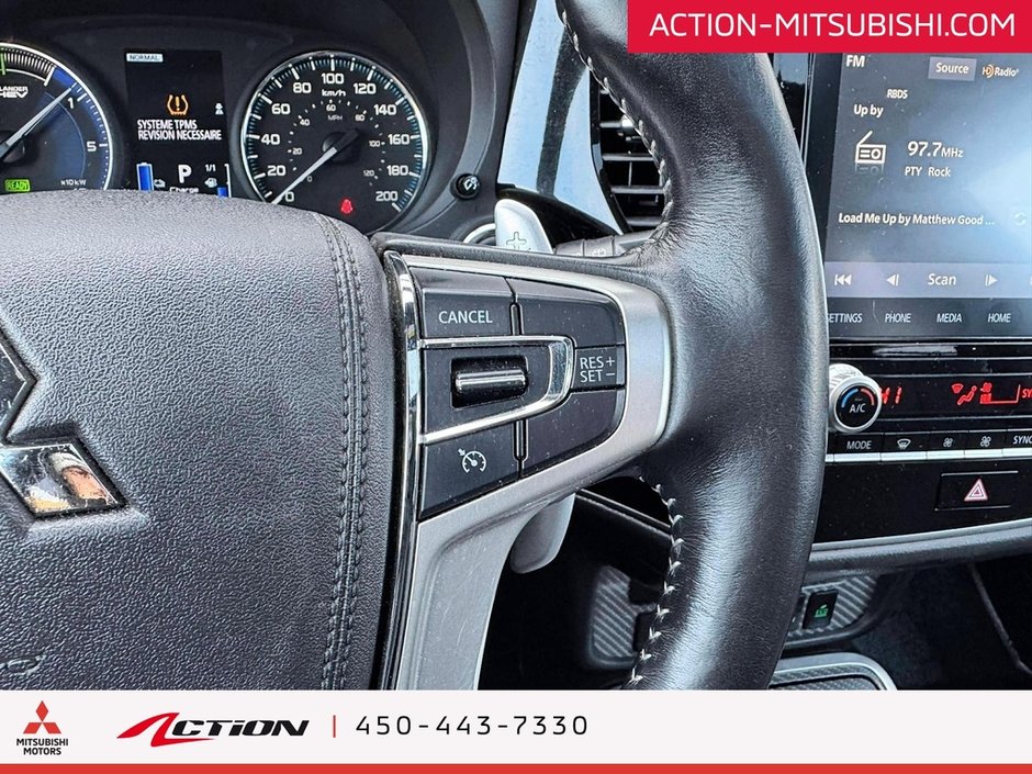 Mitsubishi Outlander PHEV SEL S-AWC Cuir Toit Ouvrant Carplay Android Auto 2021-16