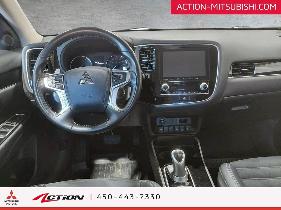 Mitsubishi Outlander PHEV SE S-AWC Apple Carplay Android Auto Mags 18 2022-16