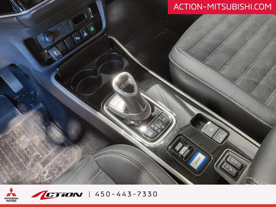 Mitsubishi Outlander PHEV SE S-AWC Apple Carplay Android Auto Mags 18 2022-22