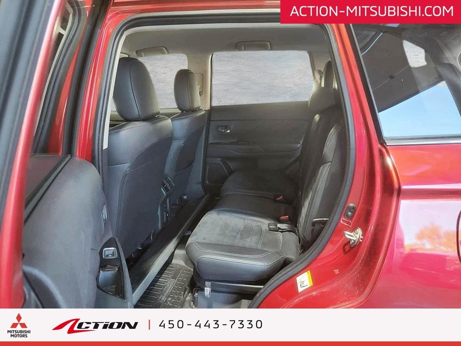 Mitsubishi Outlander PHEV SE S-AWC Apple Carplay Android Auto Mags 18 2022-10