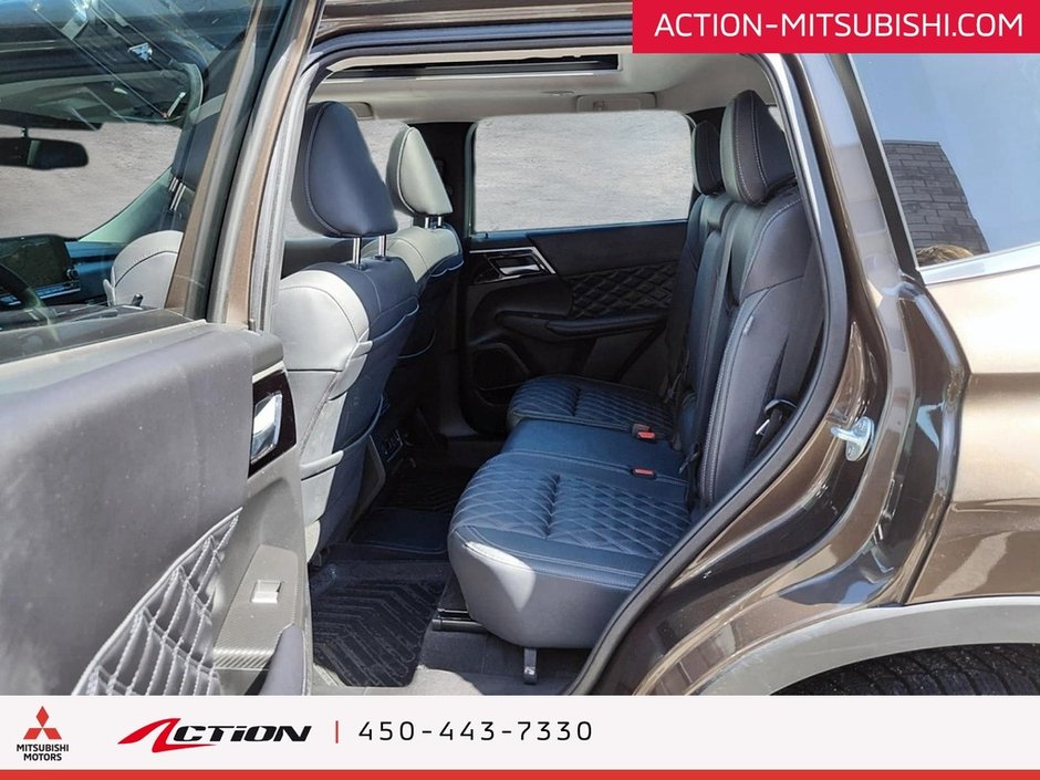 Mitsubishi OUTLANDER PHEV SEL S-AWC BAS KILO TOIT PANO CUIR MAGS 20 CARPLAY 2023-12