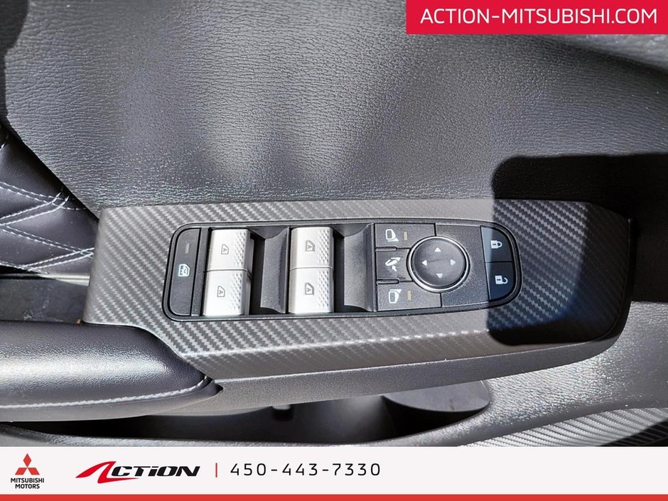 Mitsubishi OUTLANDER PHEV SEL S-AWC BAS KILO TOIT PANO CUIR MAGS 20 CARPLAY 2023-18