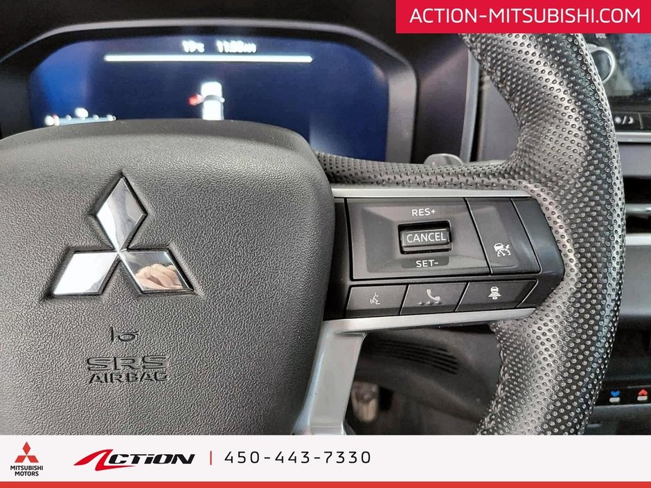 Mitsubishi Outlander PHEV SEL S-AWC Toit Pano Cuir Carplay GPS Android Auto 2023-18