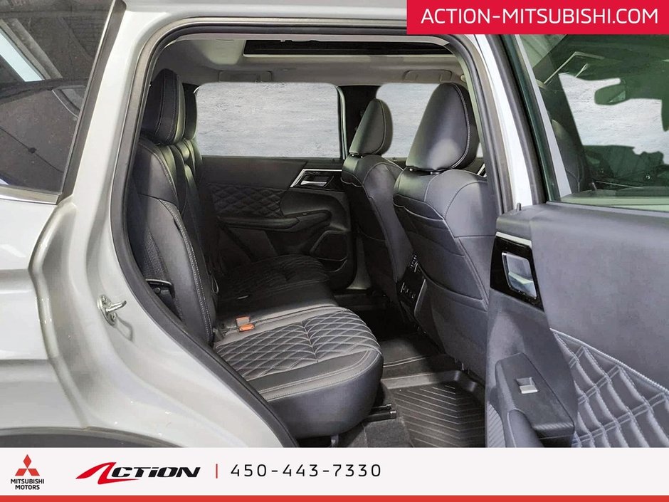 Mitsubishi Outlander PHEV SEL S-AWC Toit Pano Cuir Carplay GPS Android Auto 2023-14