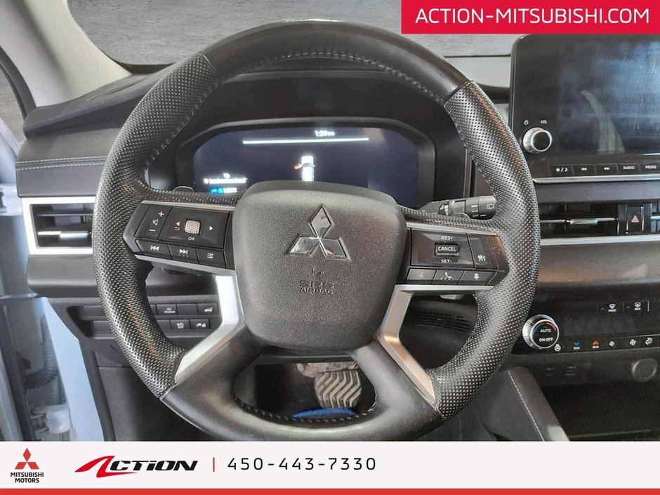 Mitsubishi Outlander PHEV SEL S-AWC Toit Pano Cuir Carplay GPS Android Auto 2023-19