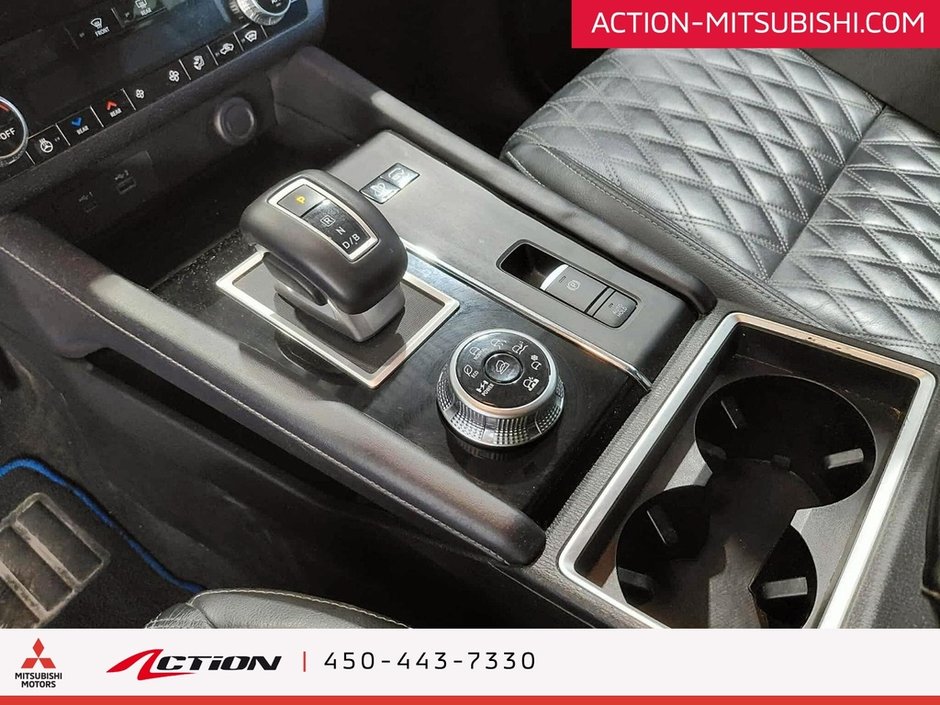 Mitsubishi Outlander PHEV SEL S-AWC Toit Pano Cuir Carplay GPS Android Auto 2023-25