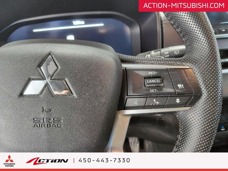 Mitsubishi Outlander PHEV SEL S-AWC Toit Pano Cuir Carplay GPS Android Auto 2023-20