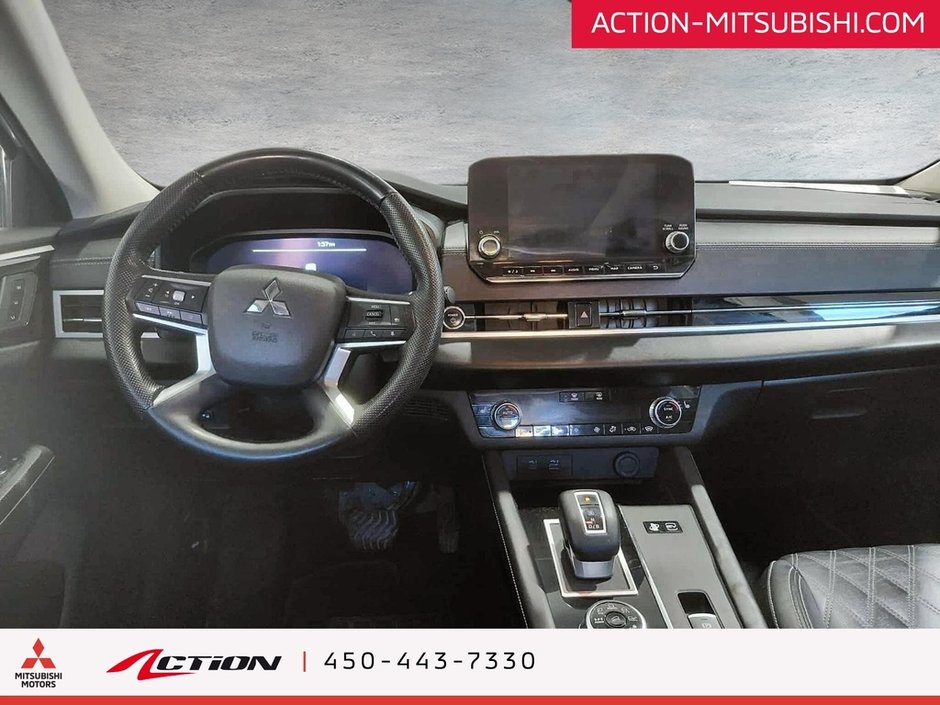 Mitsubishi Outlander PHEV SEL S-AWC Toit Pano Cuir Carplay GPS Android Auto 2023-18