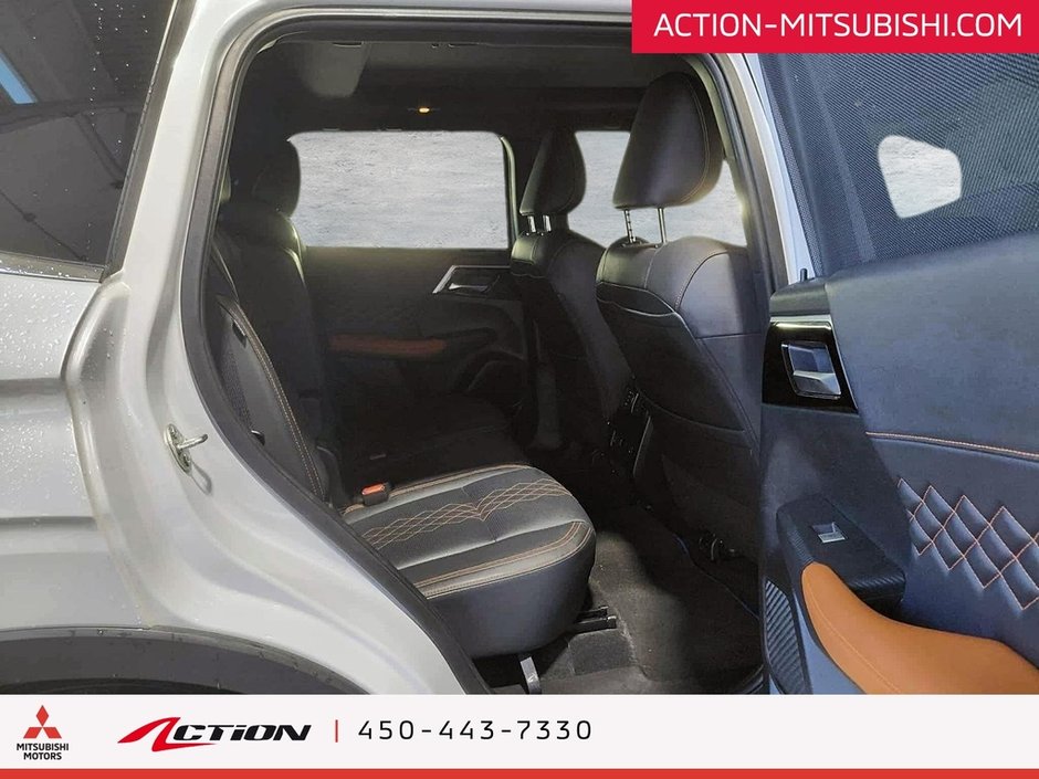 Mitsubishi Outlander PHEV GT PREMIUM S-AWC Boss Cuir Toit Pano Mags 20 Po 2023-14