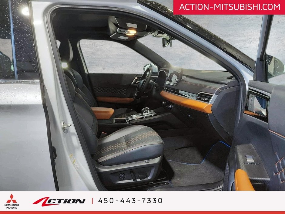 Mitsubishi Outlander PHEV GT PREMIUM S-AWC Boss Cuir Toit Pano Mags 20 Po 2023-15