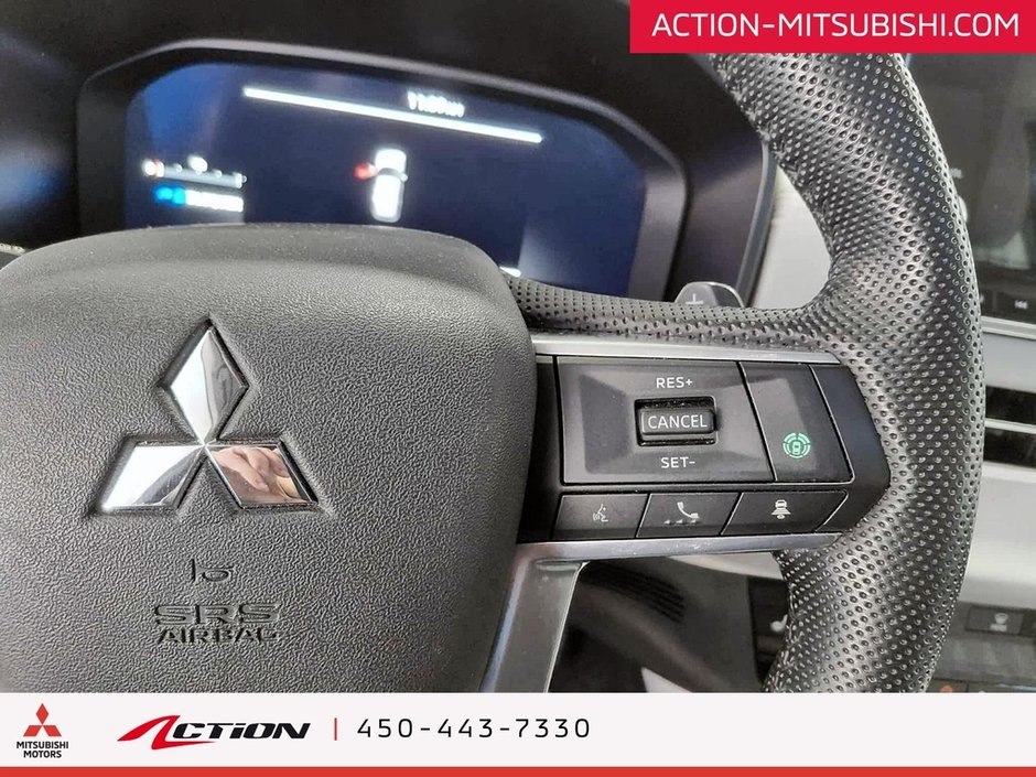 Mitsubishi Outlander PHEV GT S-AWC Cuir A/C  Toit Pano 7 passagers Bose 2023-19