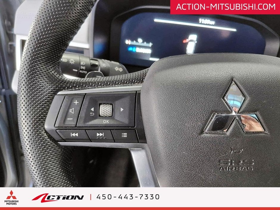 Mitsubishi Outlander PHEV GT S-AWC Cuir A/C  Toit Pano 7 passagers Bose 2023-20