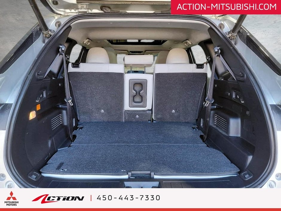 Mitsubishi Outlander PHEV GT S-AWC Cuir A/C  Toit Pano 7 passagers Bose 2023-13