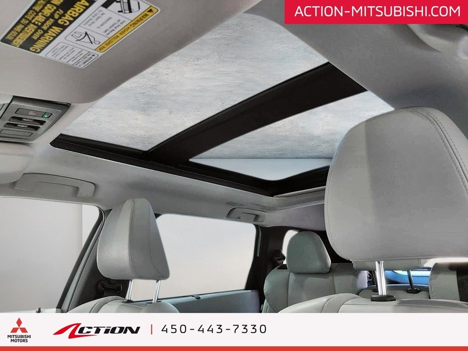 Mitsubishi Outlander PHEV GT S-AWC Cuir A/C  Toit Pano 7 passagers Bose 2023-24