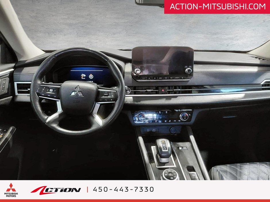 Mitsubishi Outlander PHEV SEL S-AWC Toit Pano Cuir Carplay GPS Android Auto 2023-17