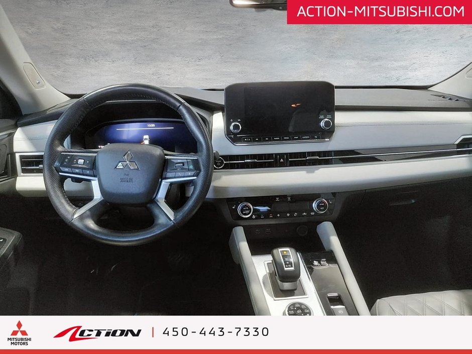 Mitsubishi Outlander PHEV GT S-AWC Carplay Android Auto Cuir Toit Mags 2023-16