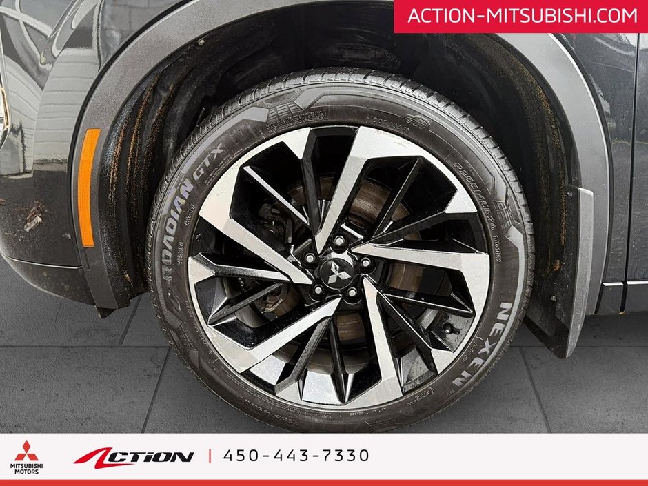 Mitsubishi Outlander PHEV GT S-AWC  Cuir Toit Ouvrant Mags A / C Caplay 2023-21
