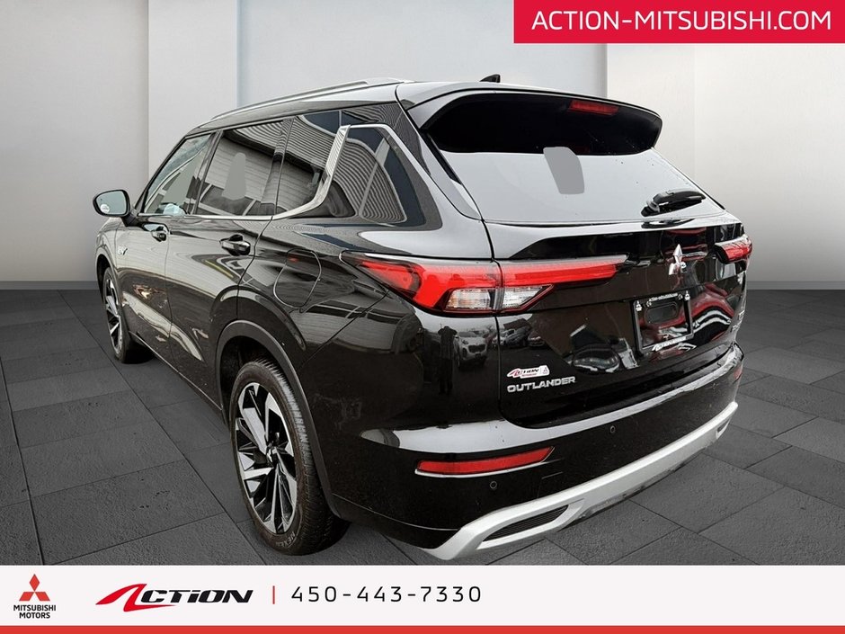 Mitsubishi Outlander PHEV GT S-AWC  Cuir Toit Ouvrant Mags A / C Caplay 2023-4