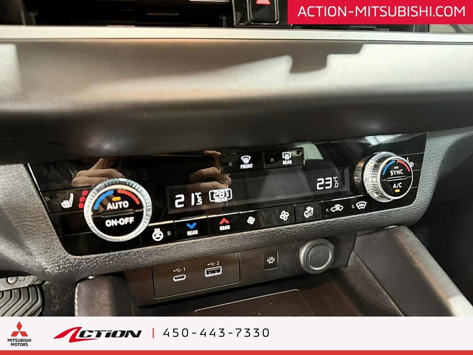 Mitsubishi Outlander PHEV GT S-AWC  Cuir Toit Ouvrant Mags A / C Caplay 2023-10