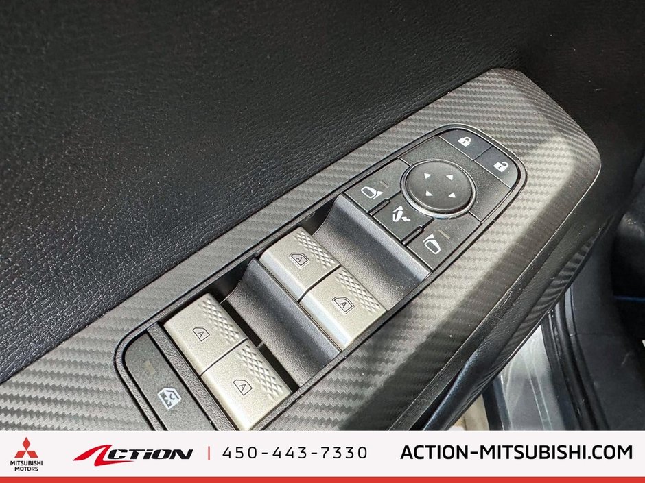 2023 Mitsubishi Outlander PHEV SEL S-AWC Toit Pano Cuir Carplay GPS Android Auto-9