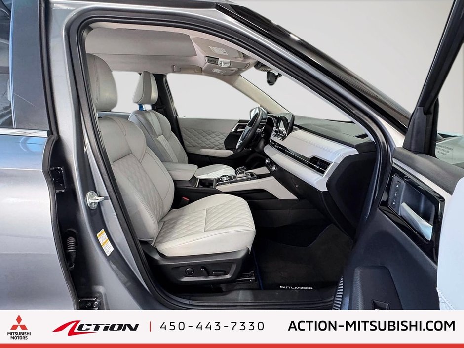 2023 Mitsubishi Outlander PHEV SEL S-AWC Toit Pano Cuir Carplay GPS Android Auto-17