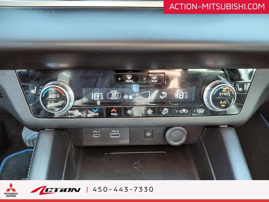 2024 Mitsubishi OUTLANDER PHEV LE S-AWC . TOIT PANORAMIQUE. NAVIGATION.-28