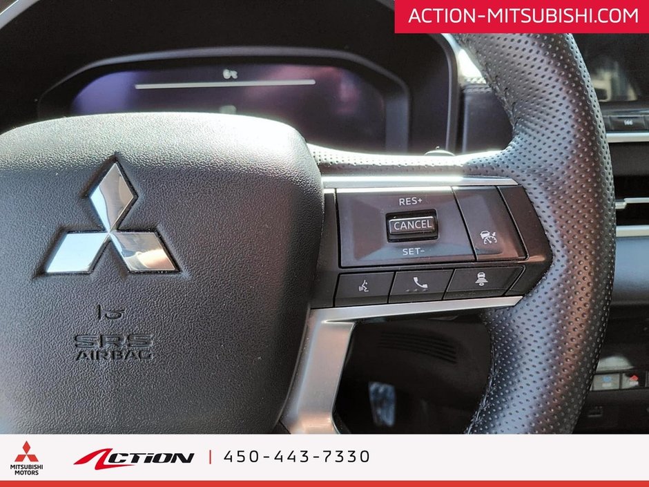 2024 Mitsubishi OUTLANDER PHEV LE S-AWC . TOIT PANORAMIQUE. NAVIGATION.-24