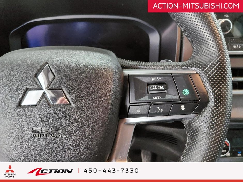 2024 Mitsubishi OUTLANDER PHEV GT S-AWC TOIT PANO BOSS CUIR CARPLAY MAGS 20 PO-23