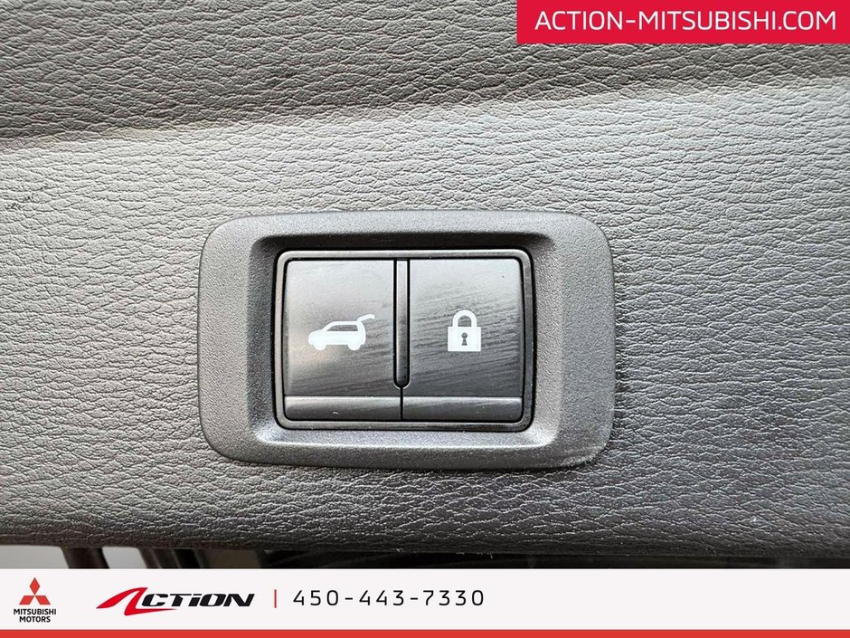2024 Mitsubishi OUTLANDER PHEV SEL S-AWC TOIT PANO 7 PASSAGERS CUIR MAGS 20 PO-23
