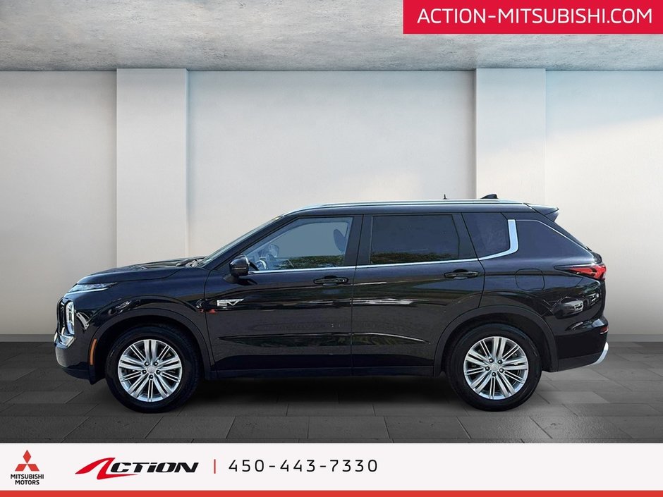 Mitsubishi OUTLANDER PHEV LE S-AWC 7 Passagers Toit Pano Carplay Android 2024-1