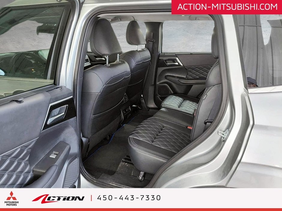 Mitsubishi OUTLANDER PHEV GT S-AWC 7 Passagers Cuir Toit Mags Carplay 2024-10