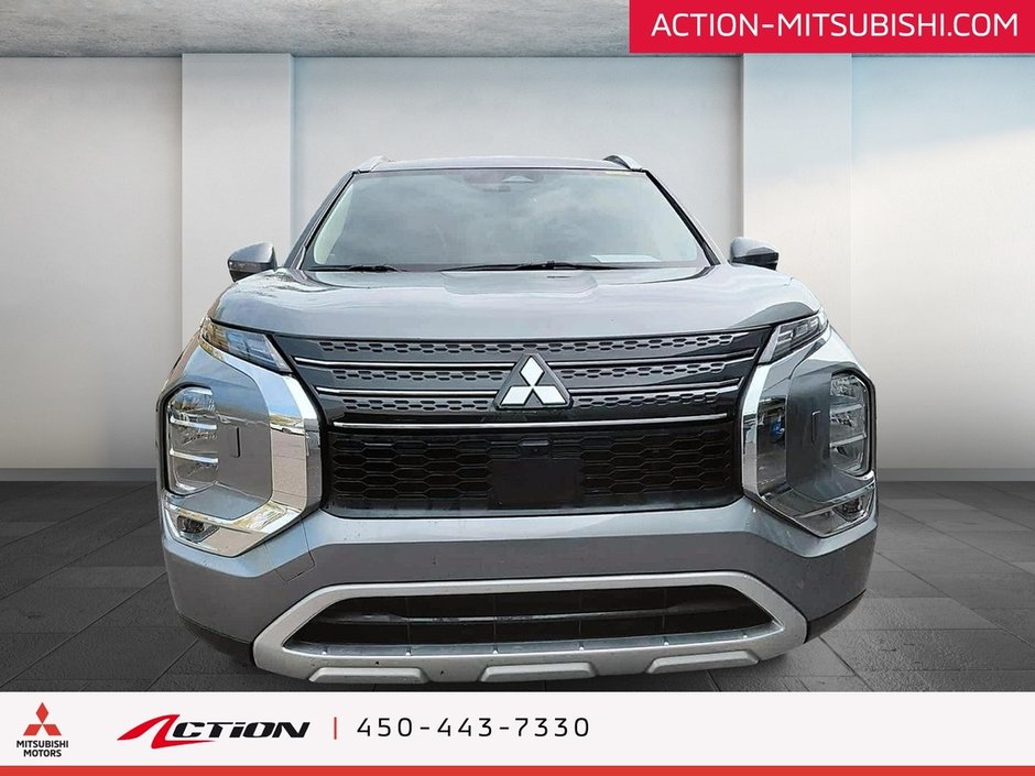 Mitsubishi Outlander PHEV LE S-AWC Toit Pano Carplay Android auto Navigation 2024-7