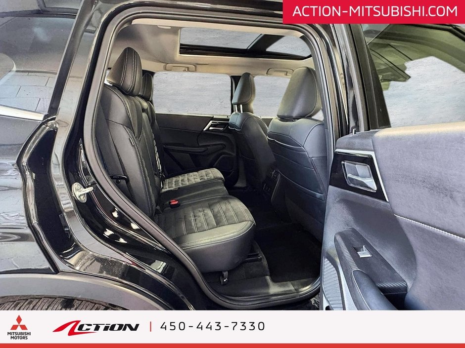 Mitsubishi Outlander PHEV LE S-AWC 7 Passagers Toit Pano Carplay Android 2024-14