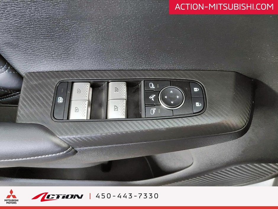 Mitsubishi Outlander PHEV SEL S-AWC Toit Pano Cuir Carplay GPS Android Auto 2024-15