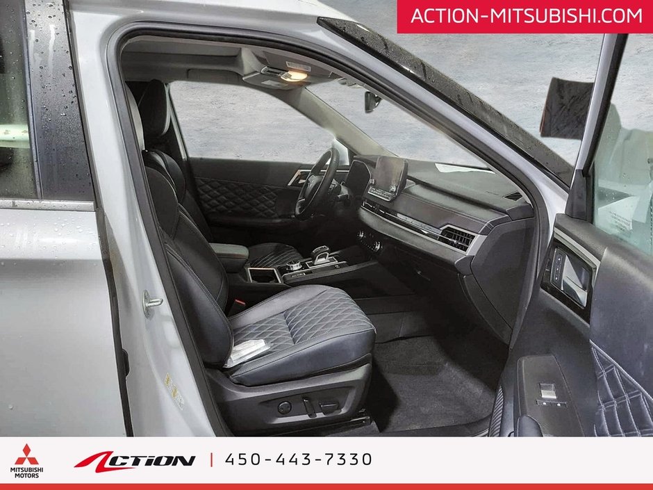 Mitsubishi Outlander PHEV SEL S-AWC Toit Pano Cuir Carplay GPS Android Auto 2024-14