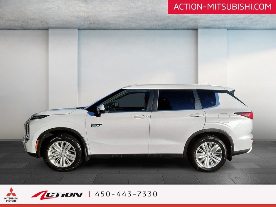 Mitsubishi Outlander PHEV LE S-AWC 7 Passagers Toit Pano Carplay Android 2024-1