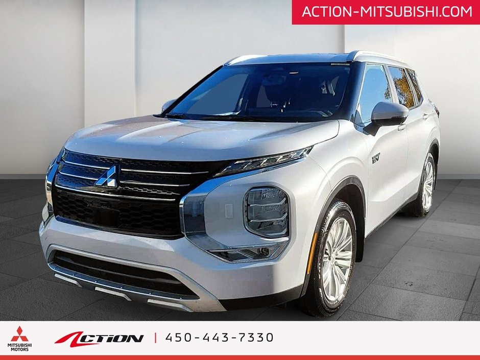Mitsubishi Outlander PHEV LE S-AWC 7 Passagers Toit Pano Carplay Android 2024-0
