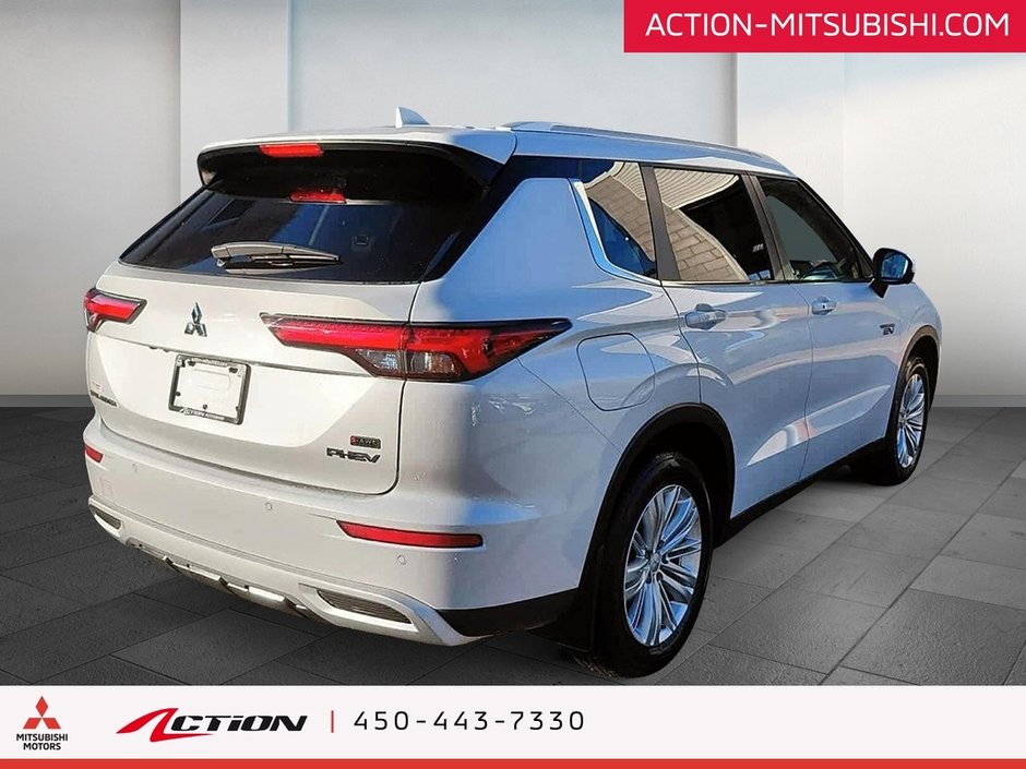 Mitsubishi Outlander PHEV LE S-AWC 7 Passagers Toit Pano Carplay Android 2024-4