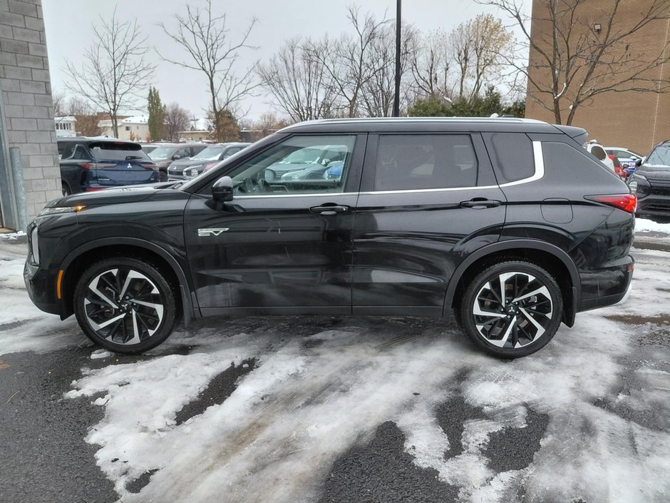 Mitsubishi Outlander PHEV SEL S-AWC Toit Pano Cuir Carplay GPS Android Auto 2024-6