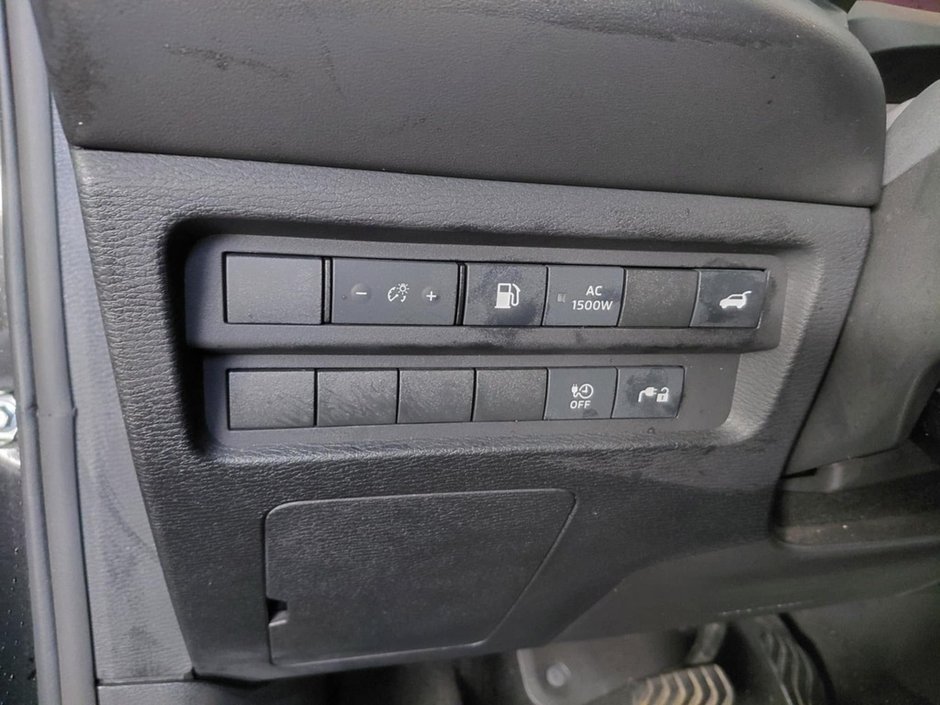 Mitsubishi Outlander PHEV SEL S-AWC Toit Pano Cuir Carplay GPS Android Auto 2024-16