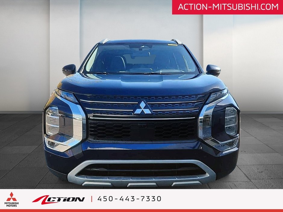 Mitsubishi Outlander PHEV LE S-AWC 7 Passagers Toit Pano Carplay Android 2024-7