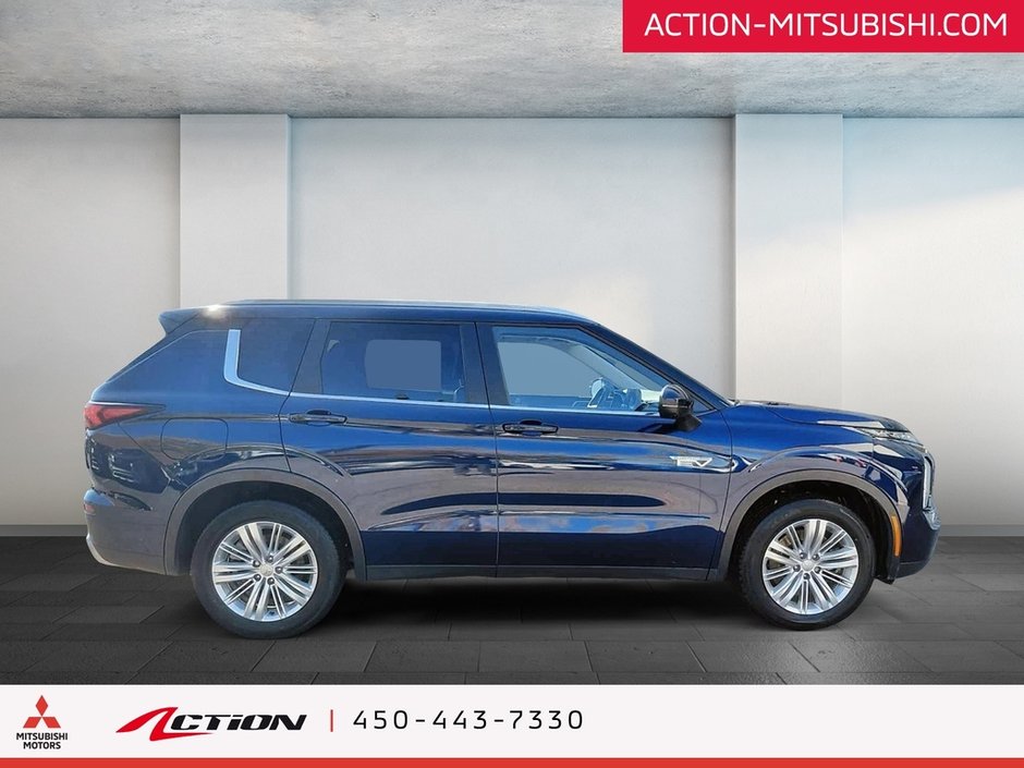 Mitsubishi Outlander PHEV LE S-AWC 7 Passagers Toit Pano Carplay Android 2024-5