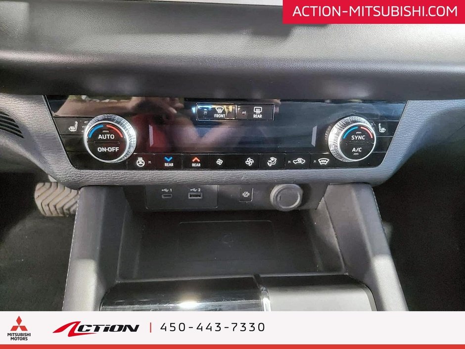 Mitsubishi Outlander PHEV LE S-AWC 7 Passagers Toit Pano Carplay Android 2024-23