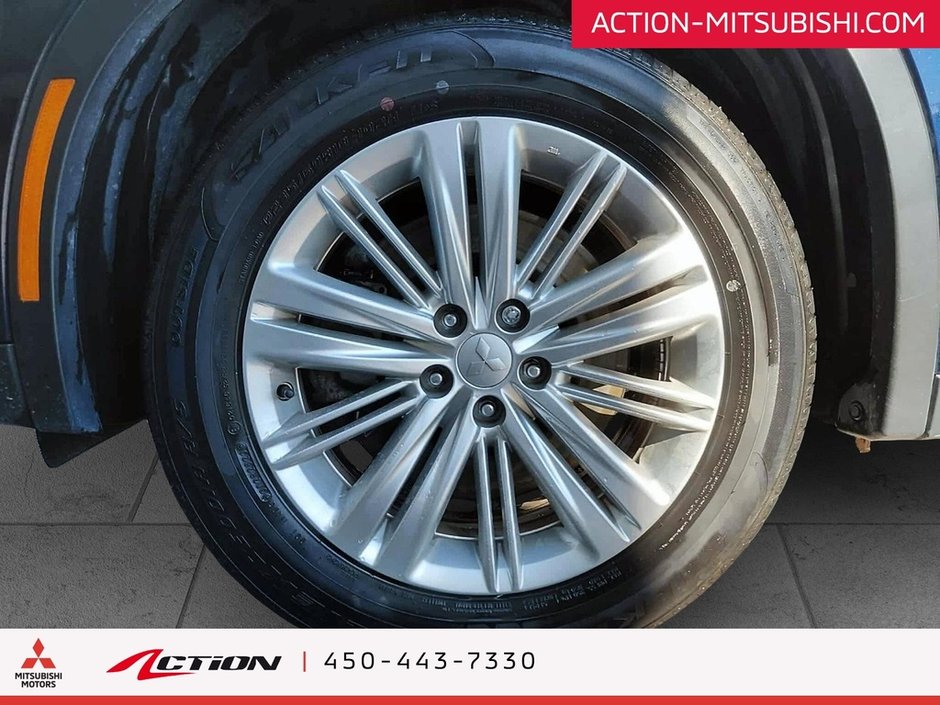 Mitsubishi Outlander PHEV LE S-AWC 7 Passagers Toit Pano Carplay Android 2024-8