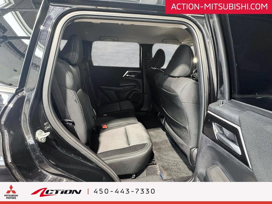 Mitsubishi Outlander PHEV ES S-AWC 7 Passagers Carplay Android Auto Mags 18 2024-14