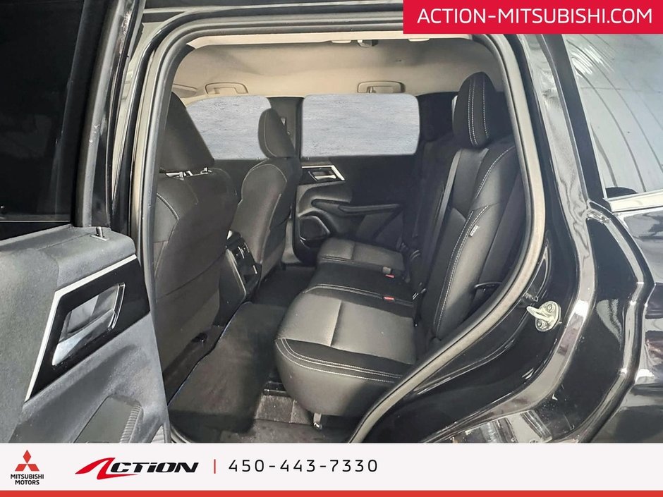 Mitsubishi Outlander PHEV ES S-AWC 7 Passagers Carplay Android Auto Mags 18 2024-10