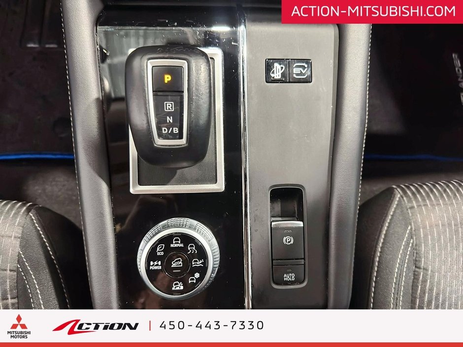 Mitsubishi Outlander PHEV ES S-AWC 7 Passagers Carplay Android Auto Mags 18 2024-26